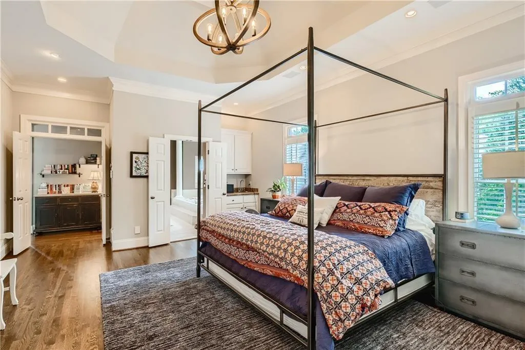 130 Franklin Place, Sandy Springs, Georgia 30342, 5 Bedrooms Bedrooms, ,5 BathroomsBathrooms,Residential,Sold,130 Franklin Place,7065122