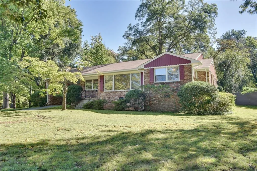 125 Cromwell Road, Sandy Springs, Georgia 30328, 3 Bedrooms Bedrooms, ,2 BathroomsBathrooms,Residential,Sold,125 Cromwell Road,5905406