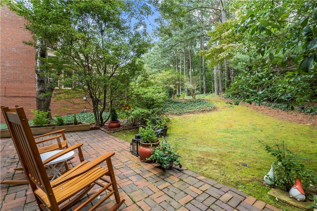7155 Roswell Road Unit 15, Sandy Springs, Georgia 30328, 3 Bedrooms Bedrooms, ,3 BathroomsBathrooms,Residential,Sold,7155 Roswell Road Unit 15,7275298