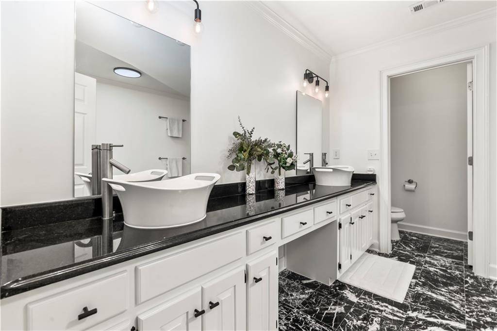 7155 Roswell Road Unit 15, Sandy Springs, Georgia 30328, 3 Bedrooms Bedrooms, ,3 BathroomsBathrooms,Residential,Sold,7155 Roswell Road Unit 15,7275298