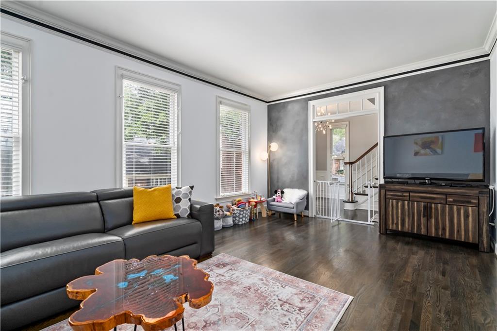 7155 Roswell Road Unit 15, Sandy Springs, Georgia 30328, 3 Bedrooms Bedrooms, ,3 BathroomsBathrooms,Residential,Sold,7155 Roswell Road Unit 15,7275298