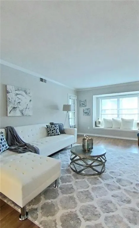 6851 Roswell Road Ne Unit Q14, Sandy Springs, Georgia 30328, 3 Bedrooms Bedrooms, ,2 BathroomsBathrooms,Residential,Sold,6851 Roswell Road Ne Unit Q14,6661341