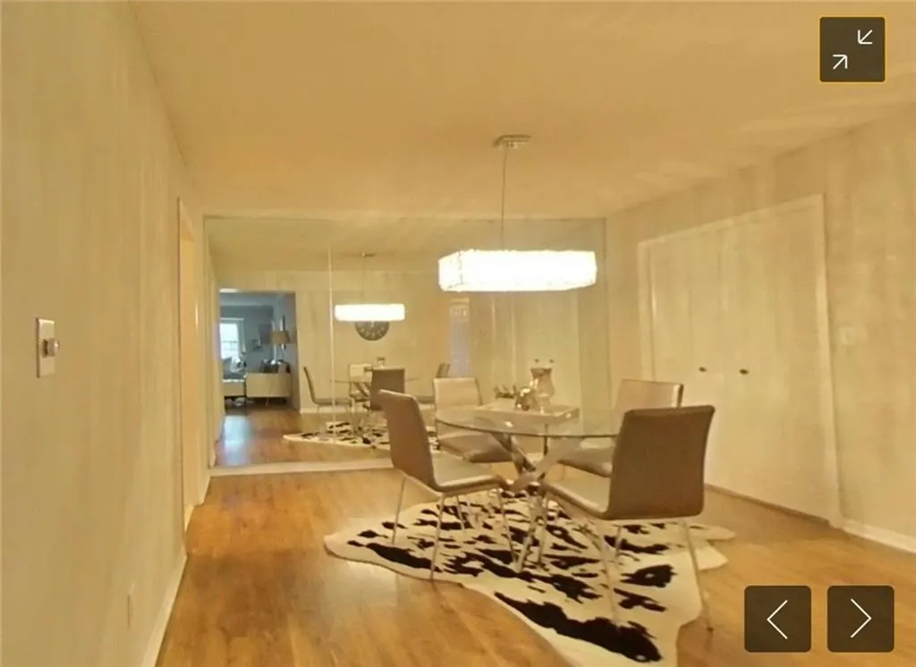 6851 Roswell Road Ne Unit Q14, Sandy Springs, Georgia 30328, 3 Bedrooms Bedrooms, ,2 BathroomsBathrooms,Residential,Sold,6851 Roswell Road Ne Unit Q14,6661341