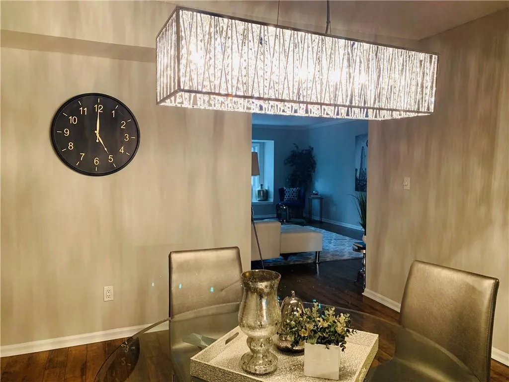6851 Roswell Road Ne Unit Q14, Sandy Springs, Georgia 30328, 3 Bedrooms Bedrooms, ,2 BathroomsBathrooms,Residential,Sold,6851 Roswell Road Ne Unit Q14,6661341