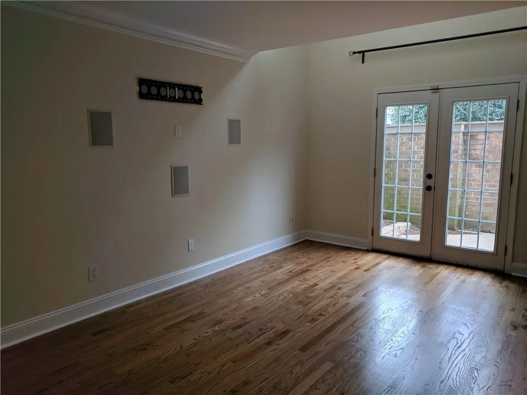 6980 Roswell Road Ne Unit I8, Atlanta, Georgia 30328, 1 Bedroom Bedrooms, ,1 BathroomBathrooms,Residential,Sold,6980 Roswell Road Ne Unit I8,5945562