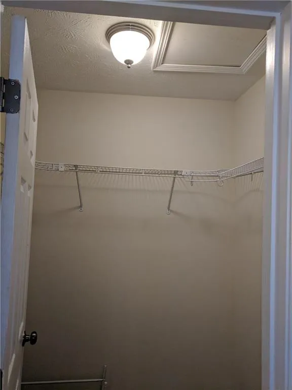 6980 Roswell Road Ne Unit I8, Atlanta, Georgia 30328, 1 Bedroom Bedrooms, ,1 BathroomBathrooms,Residential,Sold,6980 Roswell Road Ne Unit I8,5945562