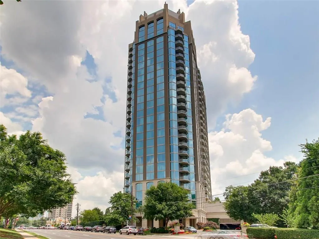 2795 Peachtree Road Ne Unit 1304, Atlanta, Georgia 30305, 2 Bedrooms Bedrooms, ,2 BathroomsBathrooms,Residential,Sold,2795 Peachtree Road Ne Unit 1304,6022729