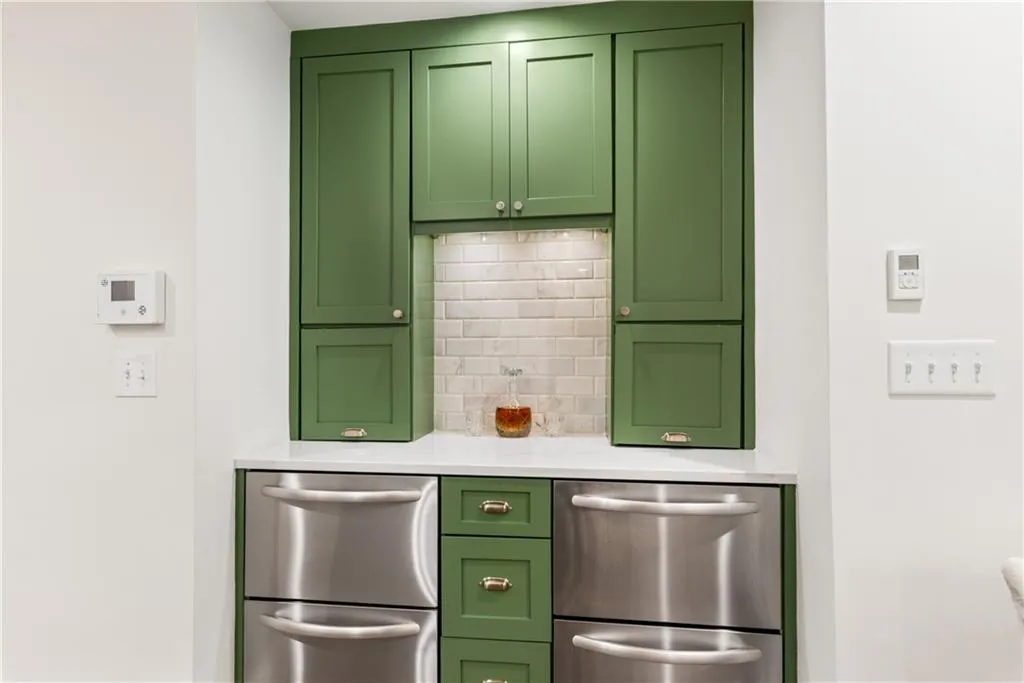 Wonderful Beverage Bar with 4 pull out frig drawers