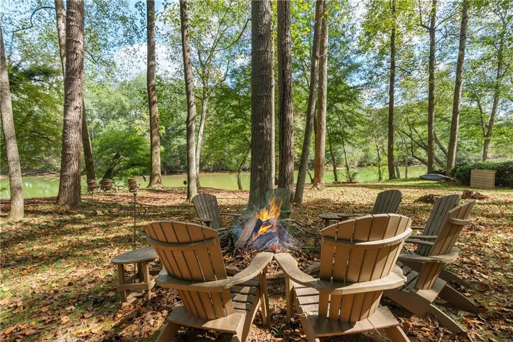 Wonderful river frontage for relaxing by a firepit.