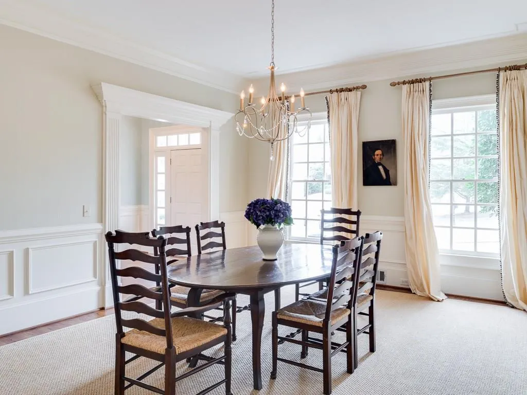 1384 Wesley Circle, Atlanta, Georgia 30327, 5 Bedrooms Bedrooms, ,4 BathroomsBathrooms,Residential,Sold,1384 Wesley Circle,5819598