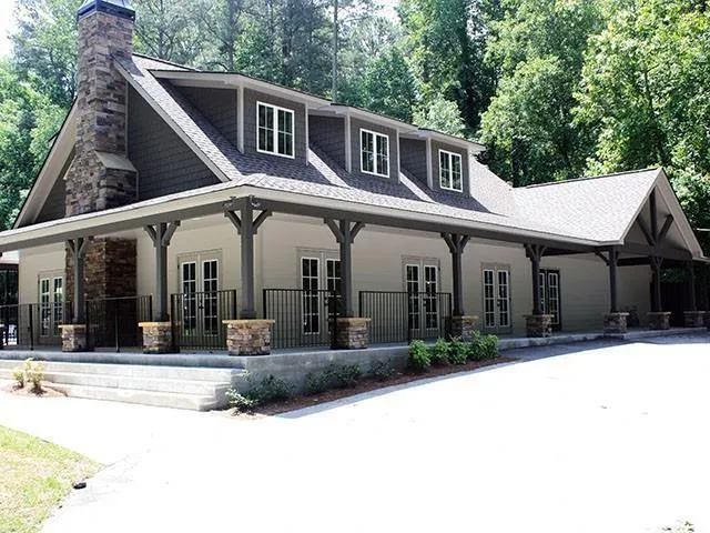 7195 Hunters Branch Drive, Sandy Springs, Georgia 30328, 4 Bedrooms Bedrooms, ,3 BathroomsBathrooms,Residential,Sold,7195 Hunters Branch Drive,6798790