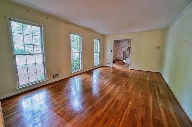 7195 Hunters Branch Drive, Sandy Springs, Georgia 30328, 4 Bedrooms Bedrooms, ,3 BathroomsBathrooms,Residential,Sold,7195 Hunters Branch Drive,6798790