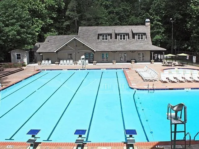 7195 Hunters Branch Drive, Sandy Springs, Georgia 30328, 4 Bedrooms Bedrooms, ,3 BathroomsBathrooms,Residential,Sold,7195 Hunters Branch Drive,6798790