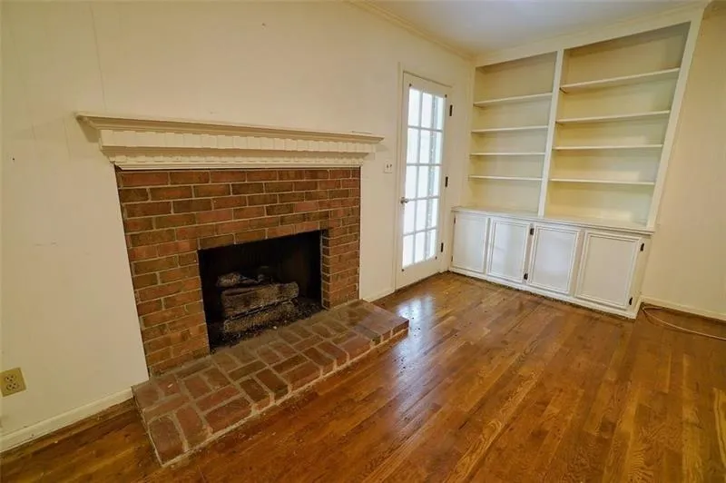 7195 Hunters Branch Drive, Sandy Springs, Georgia 30328, 4 Bedrooms Bedrooms, ,3 BathroomsBathrooms,Residential,Sold,7195 Hunters Branch Drive,6798790