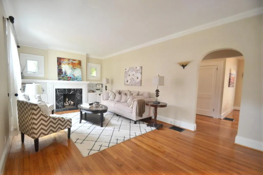 2870 Elliott Circle Ne, Atlanta, Georgia 30305, 3 Bedrooms Bedrooms, ,3 BathroomsBathrooms,Residential,Sold,2870 Elliott Circle Ne,5865239
