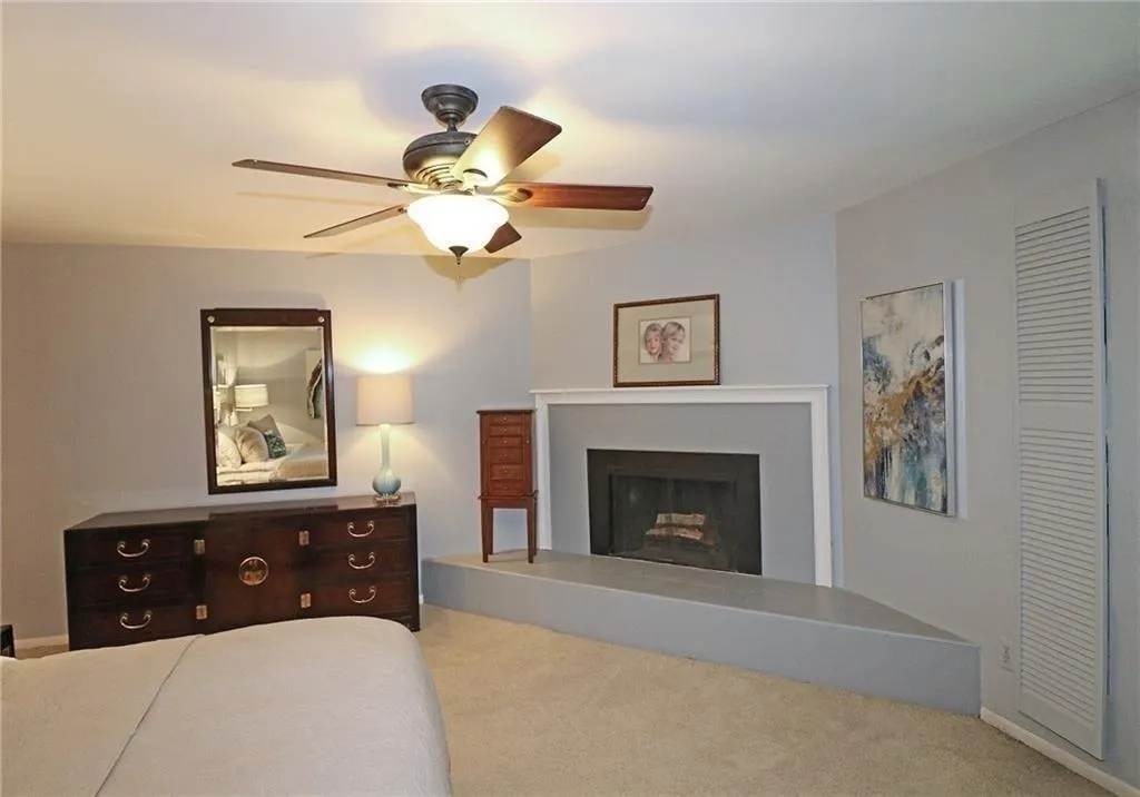 205 Seville Chase, Sandy Springs, Georgia 30328, 4 Bedrooms Bedrooms, ,4 BathroomsBathrooms,Residential,Sold,205 Seville Chase,6715837