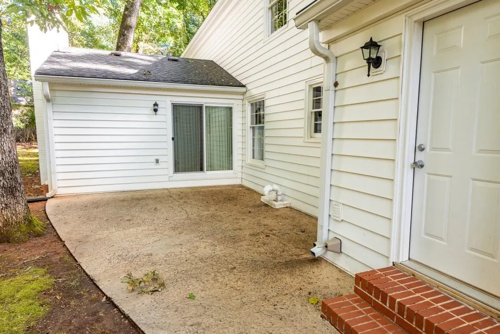 1930 Old Dominion Drive, Sandy Springs, Georgia 30350, 5 Bedrooms Bedrooms, ,3 BathroomsBathrooms,Residential,Sold,1930 Old Dominion Drive,6634969