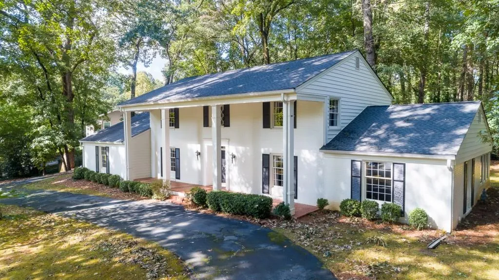 1930 Old Dominion Drive, Sandy Springs, Georgia 30350, 5 Bedrooms Bedrooms, ,3 BathroomsBathrooms,Residential,Sold,1930 Old Dominion Drive,6634969