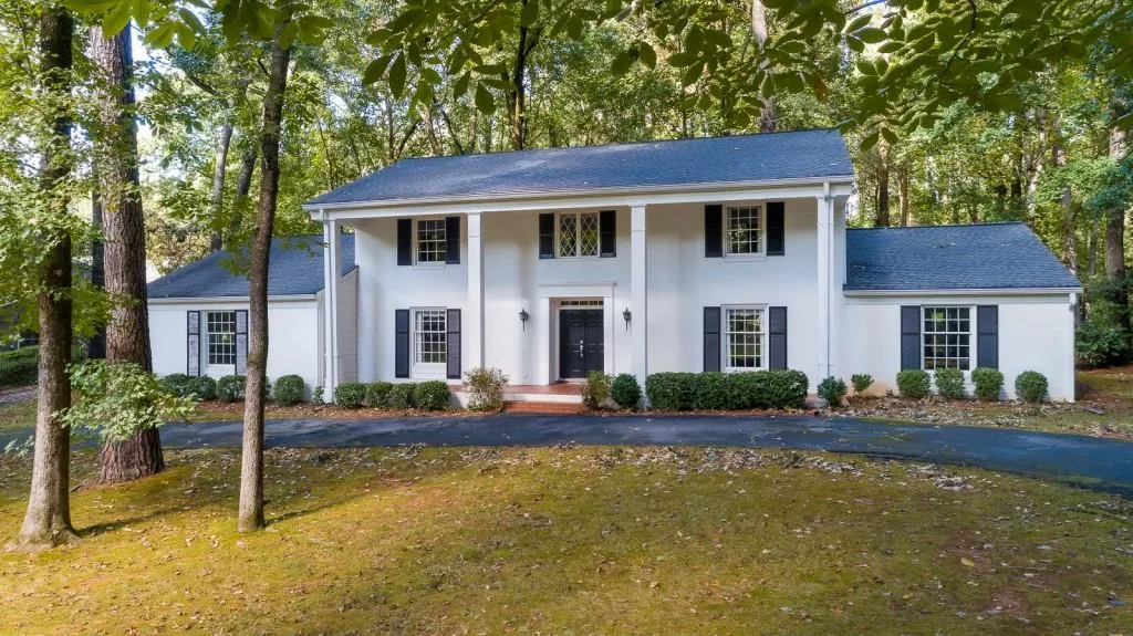 1930 Old Dominion Drive, Sandy Springs, Georgia 30350, 5 Bedrooms Bedrooms, ,3 BathroomsBathrooms,Residential,Sold,1930 Old Dominion Drive,6634969