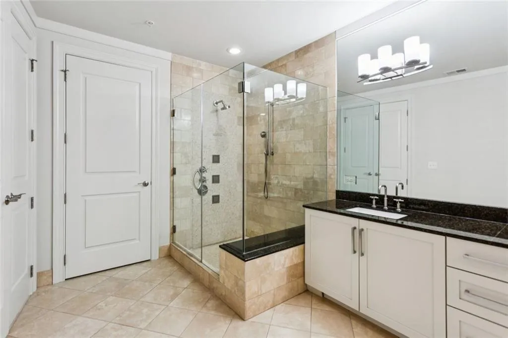 3344 Peachtree Road Ne Unit 4104, Atlanta, Georgia 30326, 2 Bedrooms Bedrooms, 0 ,2 BathroomsBathrooms,Residential,For Sale,3344 Peachtree Road Ne Unit 4104,7767040