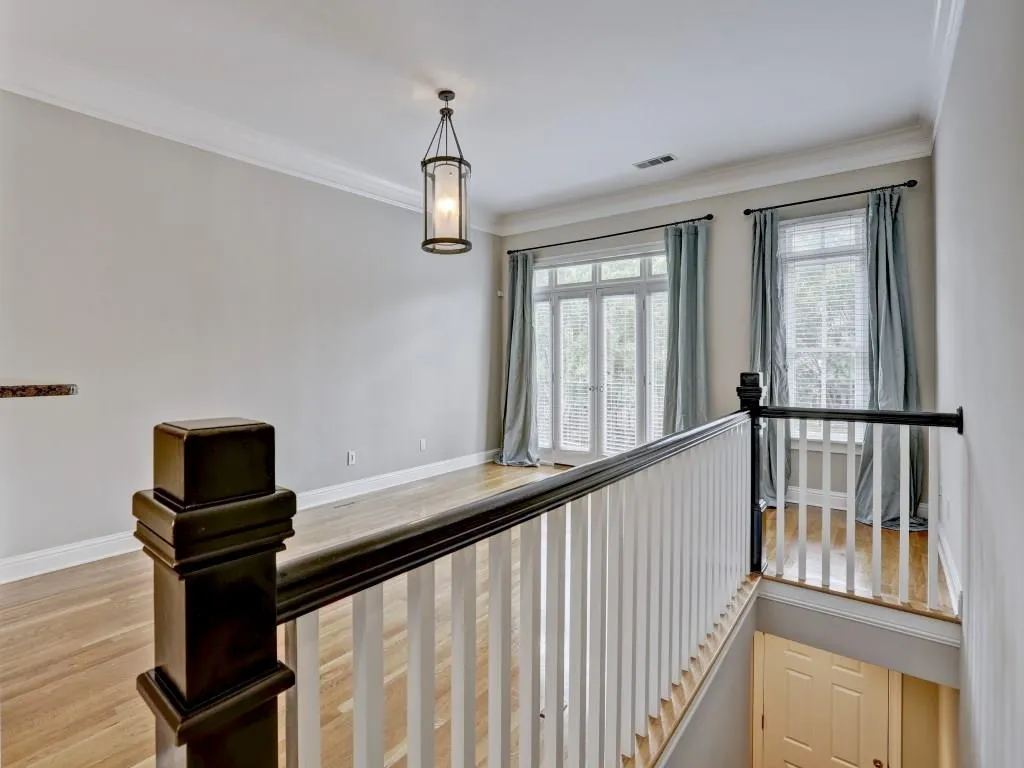3259 Buckhead Forest Mews Ne, Atlanta, Georgia 30305, 3 Bedrooms Bedrooms, ,3 BathroomsBathrooms,Residential,Sold,3259 Buckhead Forest Mews Ne,5860585
