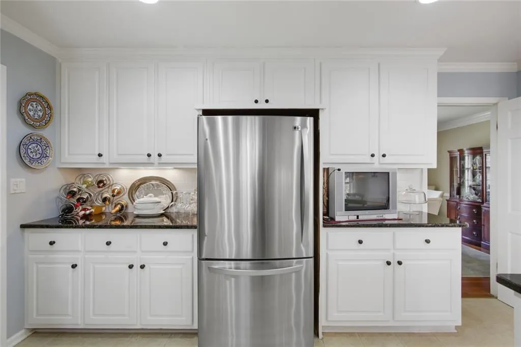 7455 Twin Branch Road, Sandy Springs, Georgia 30328, 6 Bedrooms Bedrooms, ,3 BathroomsBathrooms,Residential,Sold,7455 Twin Branch Road,7020236