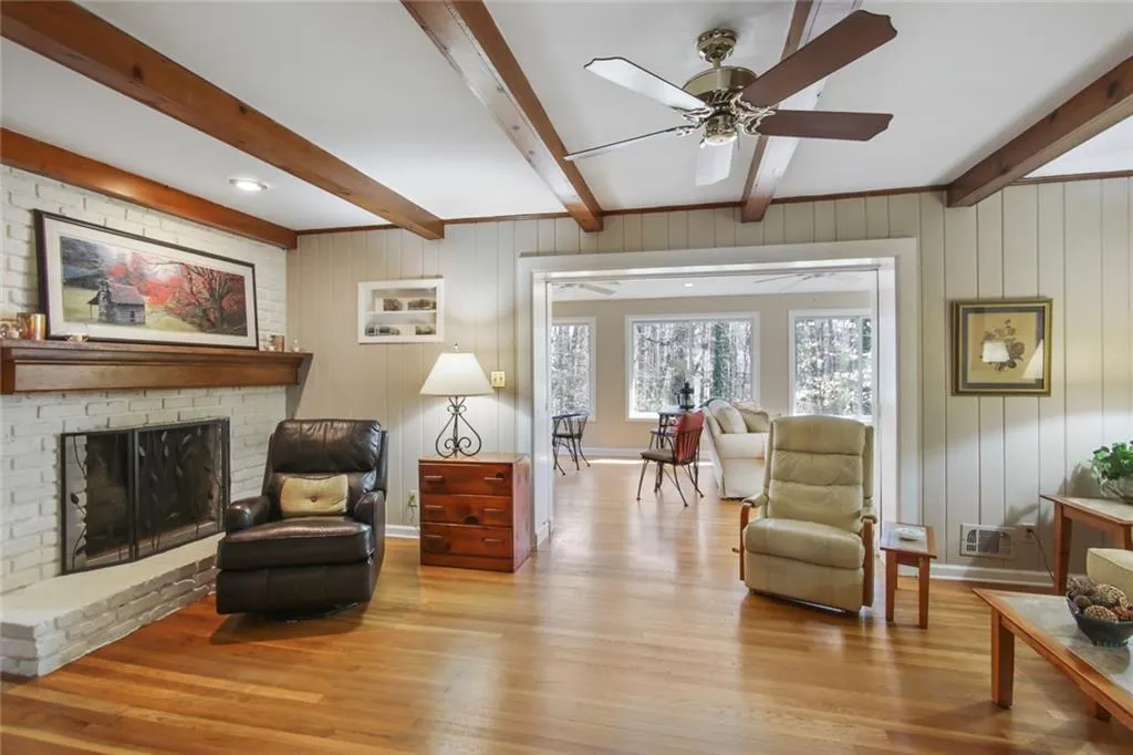 7455 Twin Branch Road, Sandy Springs, Georgia 30328, 6 Bedrooms Bedrooms, ,3 BathroomsBathrooms,Residential,Sold,7455 Twin Branch Road,7020236