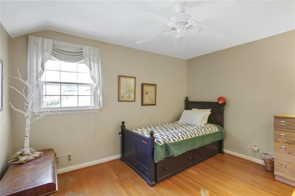 7455 Twin Branch Road, Sandy Springs, Georgia 30328, 6 Bedrooms Bedrooms, ,3 BathroomsBathrooms,Residential,Sold,7455 Twin Branch Road,7020236