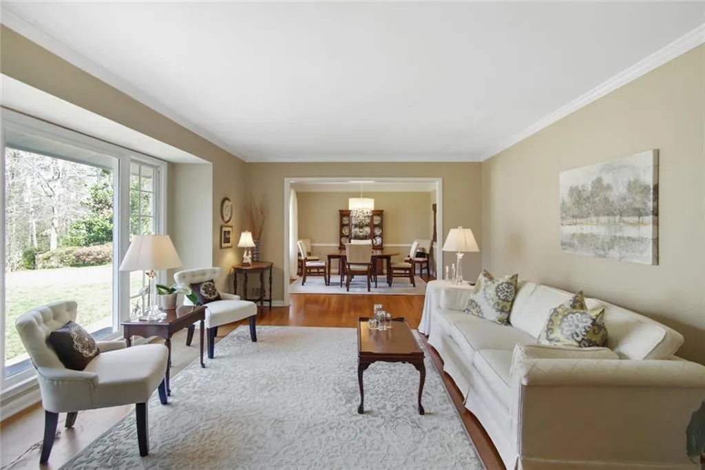 7455 Twin Branch Road, Sandy Springs, Georgia 30328, 6 Bedrooms Bedrooms, ,3 BathroomsBathrooms,Residential,Sold,7455 Twin Branch Road,7020236