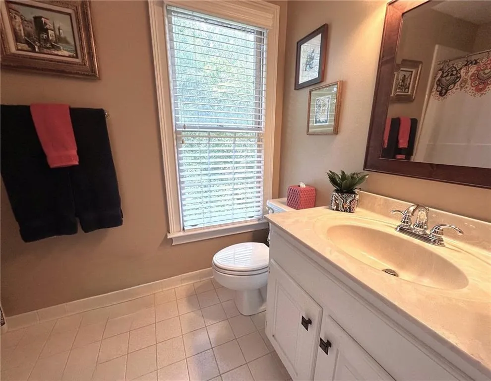 7155 Roswell Road Unit 44, Sandy Springs, Georgia 30328, 3 Bedrooms Bedrooms, ,2 BathroomsBathrooms,Residential,Sold,7155 Roswell Road Unit 44,7414752