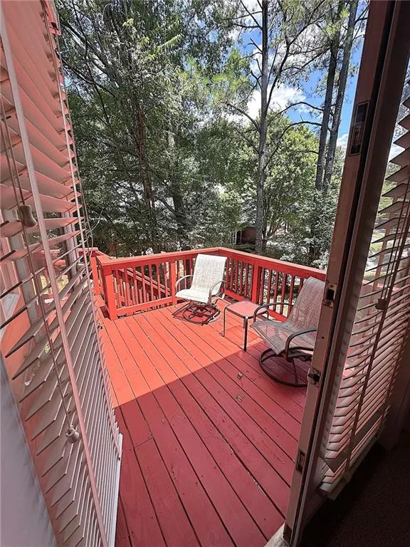 7155 Roswell Road Unit 44, Sandy Springs, Georgia 30328, 3 Bedrooms Bedrooms, ,2 BathroomsBathrooms,Residential,Sold,7155 Roswell Road Unit 44,7414752
