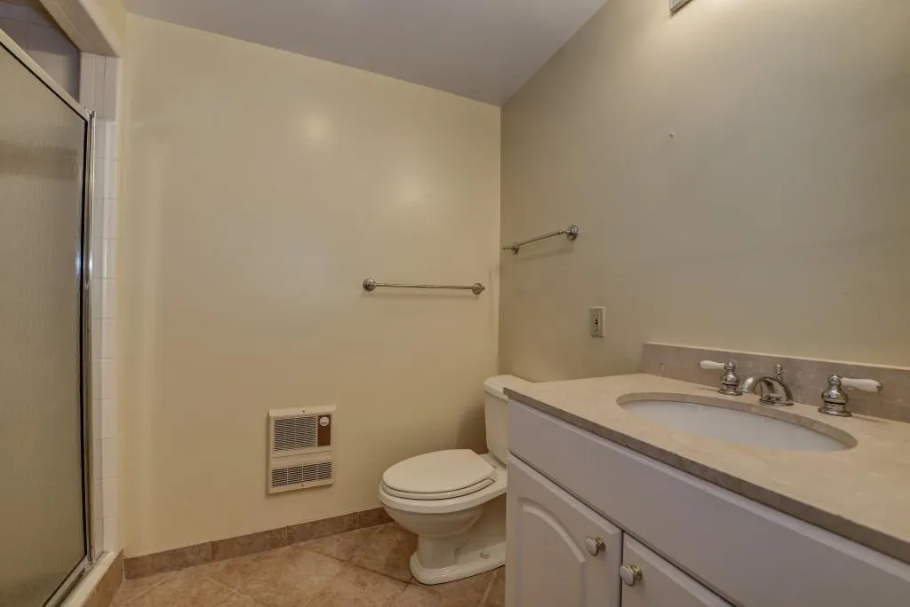 630 W Powderhorn Road, Atlanta, Georgia 30342, 3 Bedrooms Bedrooms, ,3 BathroomsBathrooms,Residential,Sold,630 W Powderhorn Road,5629587