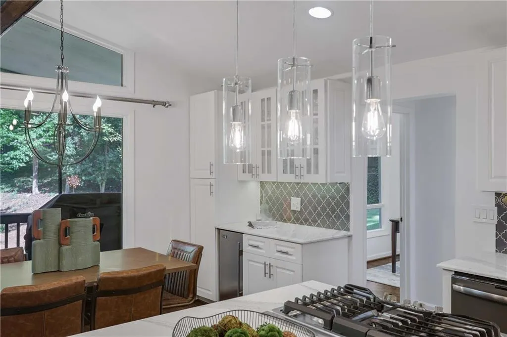 1572 Bubbling Creek Road Ne, Brookhaven, Georgia 30319, 3 Bedrooms Bedrooms, ,2 BathroomsBathrooms,Residential,For Sale,1572 Bubbling Creek Road Ne,7663262