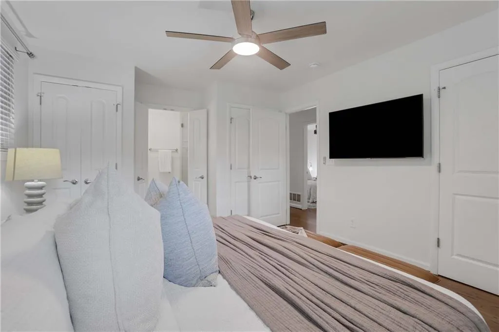 1572 Bubbling Creek Road Ne, Brookhaven, Georgia 30319, 3 Bedrooms Bedrooms, ,2 BathroomsBathrooms,Residential,For Sale,1572 Bubbling Creek Road Ne,7663262