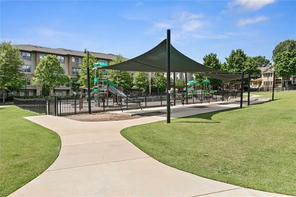 1954 Summit Trace Circle Nw, Atlanta, Georgia 30318, 3 Bedrooms Bedrooms, ,3 BathroomsBathrooms,Residential,For Sale,1954 Summit Trace Circle Nw,7638837