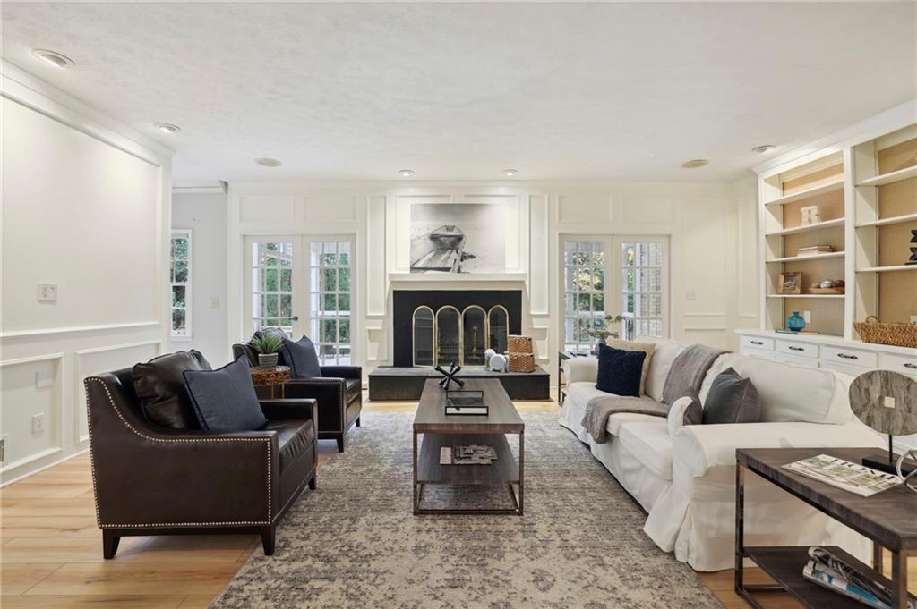 125 River Park Drive, Sandy Springs, Georgia 30328, 6 Bedrooms Bedrooms, ,3 BathroomsBathrooms,Residential,Sold,125 River Park Drive,7302090