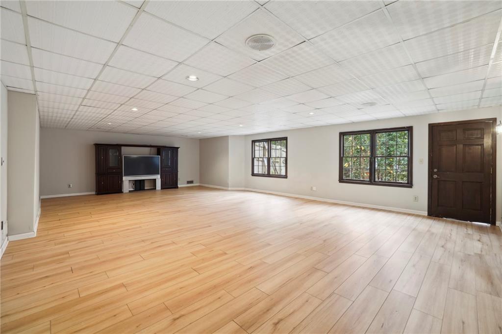 125 River Park Drive, Sandy Springs, Georgia 30328, 6 Bedrooms Bedrooms, ,3 BathroomsBathrooms,Residential,Sold,125 River Park Drive,7302090