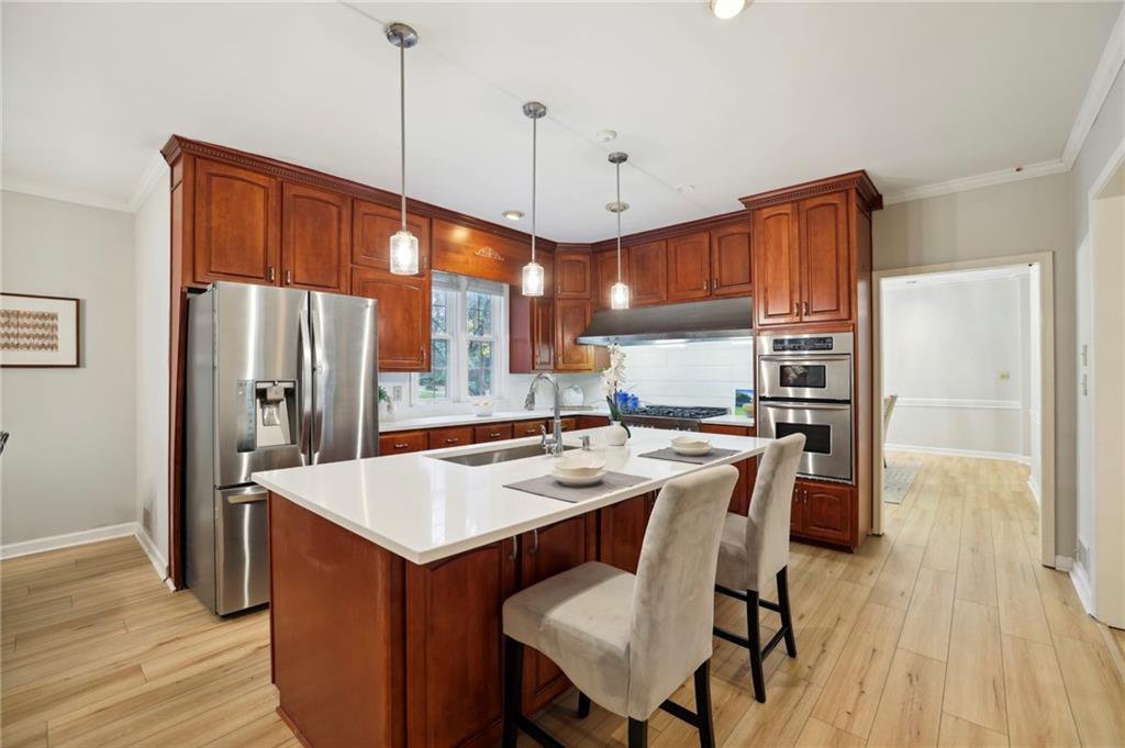 125 River Park Drive, Sandy Springs, Georgia 30328, 6 Bedrooms Bedrooms, ,3 BathroomsBathrooms,Residential,Sold,125 River Park Drive,7302090