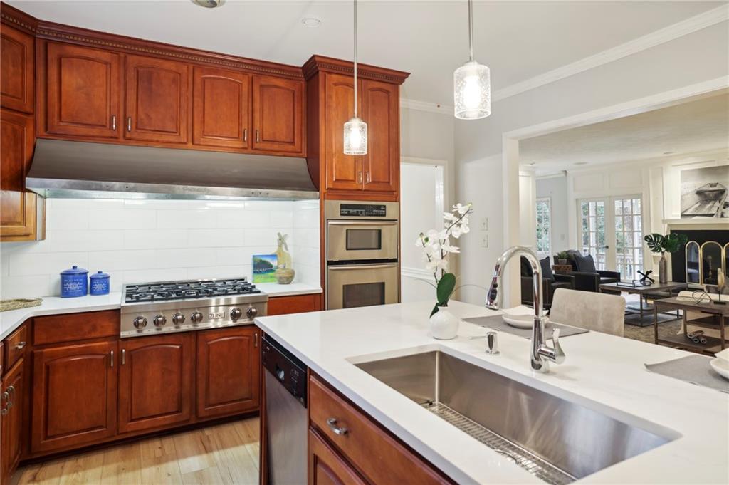125 River Park Drive, Sandy Springs, Georgia 30328, 6 Bedrooms Bedrooms, ,3 BathroomsBathrooms,Residential,Sold,125 River Park Drive,7302090