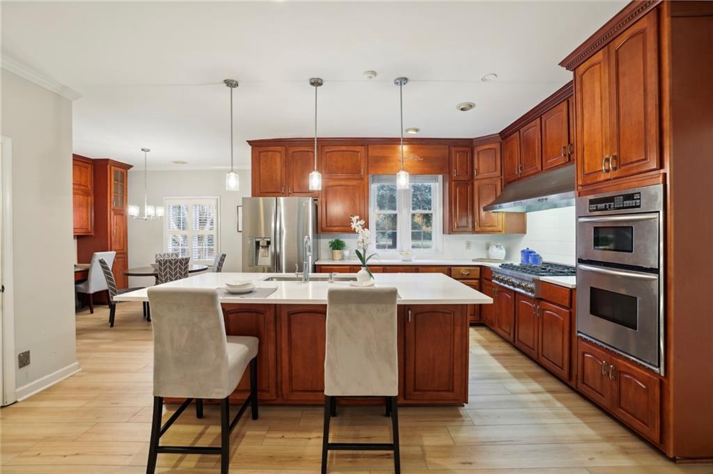 125 River Park Drive, Sandy Springs, Georgia 30328, 6 Bedrooms Bedrooms, ,3 BathroomsBathrooms,Residential,Sold,125 River Park Drive,7302090