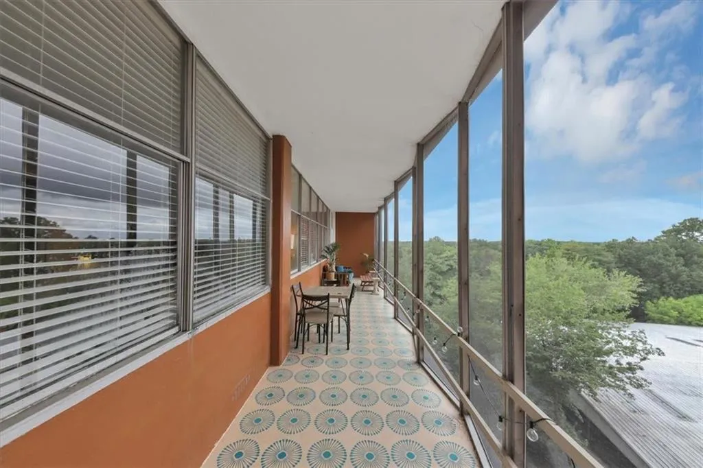 3060 Pharr Court North Nw Unit 608, Atlanta, Georgia 30305, 2 Bedrooms Bedrooms, ,1 BathroomBathrooms,Residential,For Sale,3060 Pharr Court North Nw Unit 608,7635628