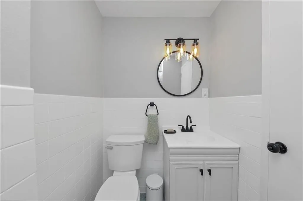 3060 Pharr Court North Nw Unit 608, Atlanta, Georgia 30305, 2 Bedrooms Bedrooms, ,1 BathroomBathrooms,Residential,For Sale,3060 Pharr Court North Nw Unit 608,7635628