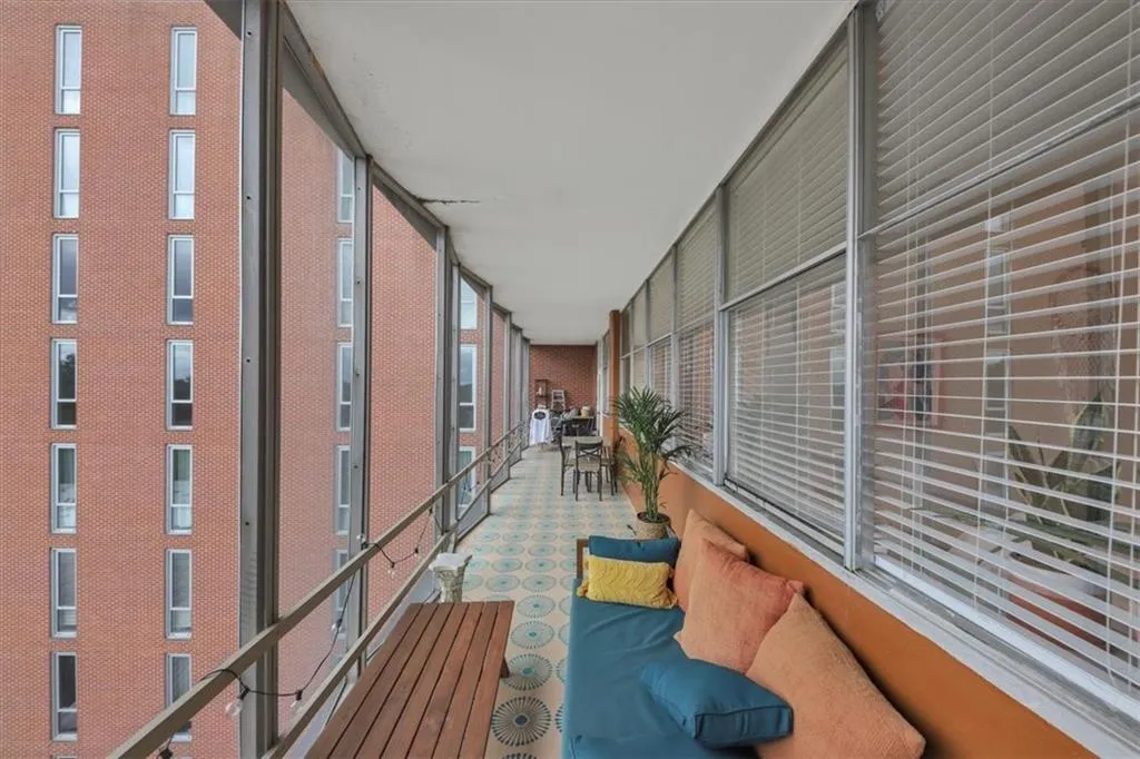 3060 Pharr Court North Nw Unit 608, Atlanta, Georgia 30305, 2 Bedrooms Bedrooms, ,1 BathroomBathrooms,Residential,For Sale,3060 Pharr Court North Nw Unit 608,7635628