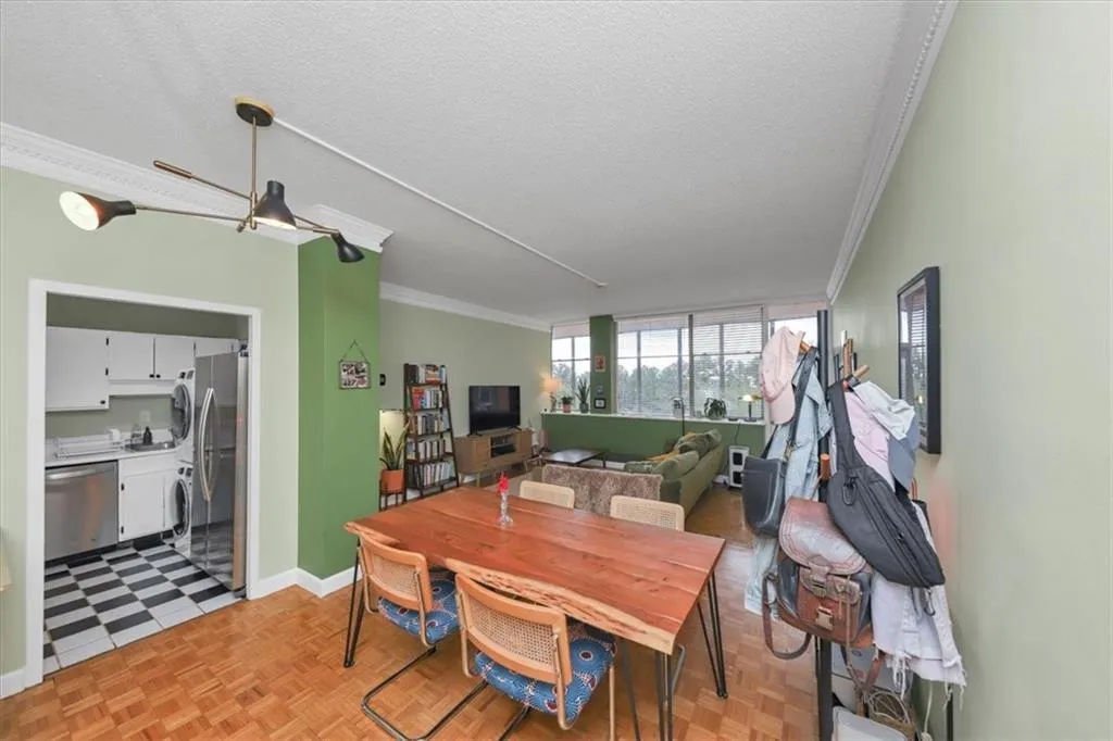 3060 Pharr Court North Nw Unit 608, Atlanta, Georgia 30305, 2 Bedrooms Bedrooms, ,1 BathroomBathrooms,Residential,For Sale,3060 Pharr Court North Nw Unit 608,7635628