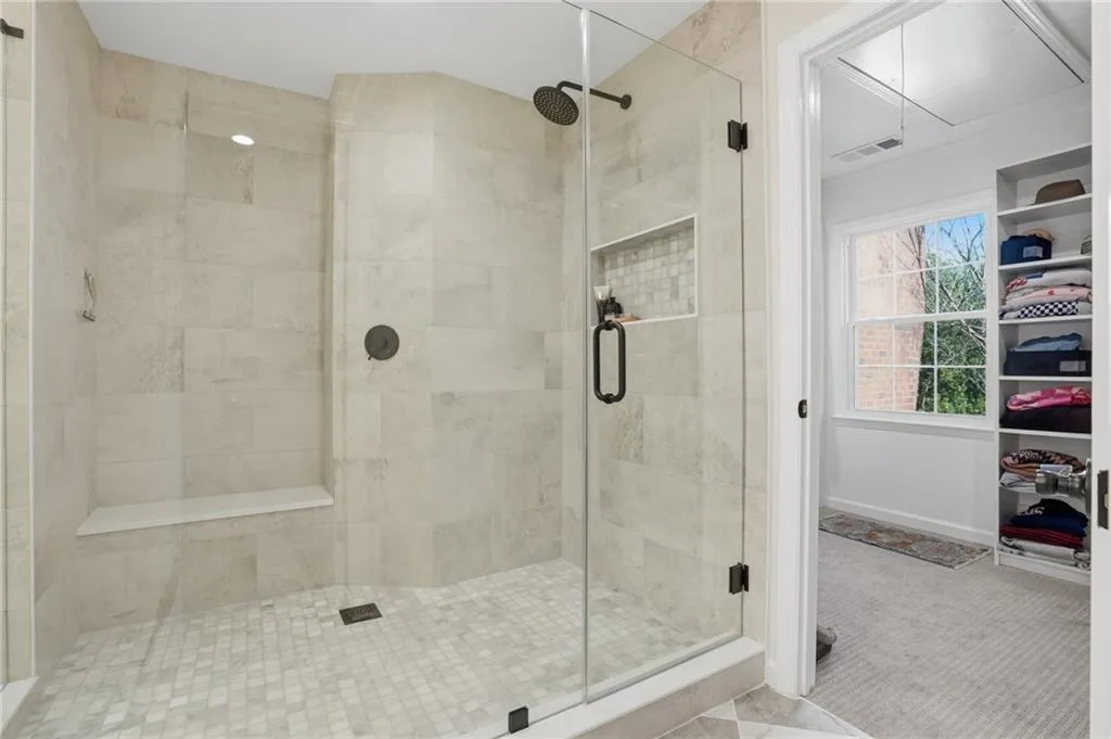 423 Jefferson Circle Unit 423, Atlanta, Georgia 30328, 3 Bedrooms Bedrooms, ,2 BathroomsBathrooms,Residential,For Sale,423 Jefferson Circle Unit 423,7736515