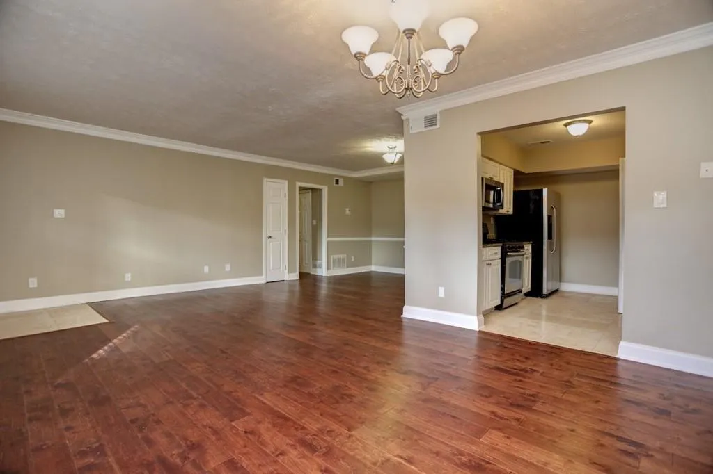 6980 Roswell Road Unit K11, Atlanta, Georgia 30328, 2 Bedrooms Bedrooms, ,1 BathroomBathrooms,Residential,Sold,6980 Roswell Road Unit K11,5649203