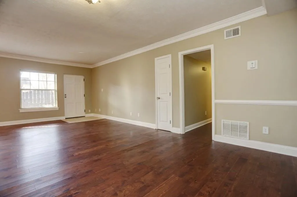 6980 Roswell Road Unit K11, Atlanta, Georgia 30328, 2 Bedrooms Bedrooms, ,1 BathroomBathrooms,Residential,Sold,6980 Roswell Road Unit K11,5649203