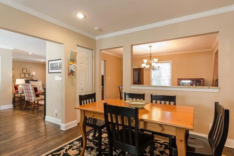 524 Colewood Way, Atlanta, Georgia 30328, 3 Bedrooms Bedrooms, ,2 BathroomsBathrooms,Residential,Sold,524 Colewood Way,6023773