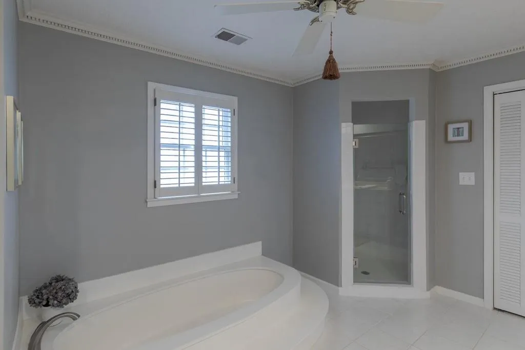 330 Skyridge Drive, Sandy Springs, Georgia 30350, 4 Bedrooms Bedrooms, ,3 BathroomsBathrooms,Residential,Sold,330 Skyridge Drive,6670153
