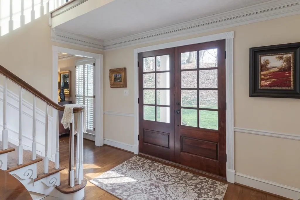 330 Skyridge Drive, Sandy Springs, Georgia 30350, 4 Bedrooms Bedrooms, ,3 BathroomsBathrooms,Residential,Sold,330 Skyridge Drive,6670153